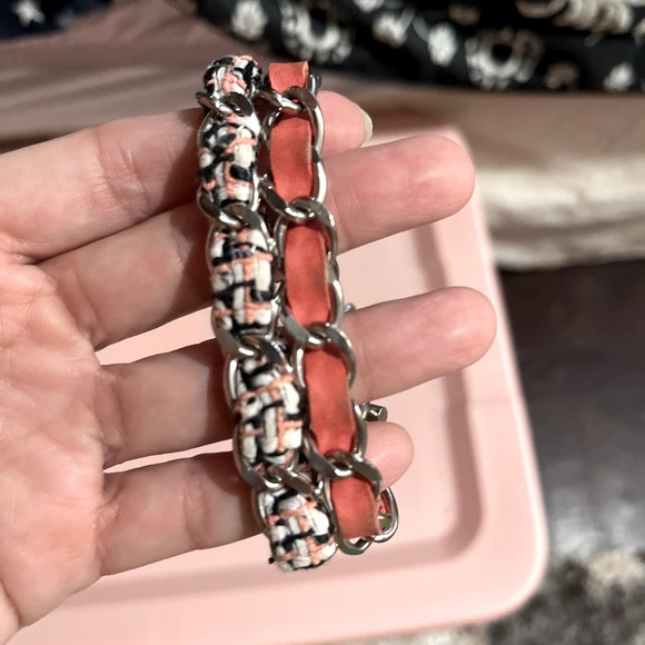 Chanel Coral & Tweed Chain Clover Charm Bracelet plus Box - Picture 7 of 13